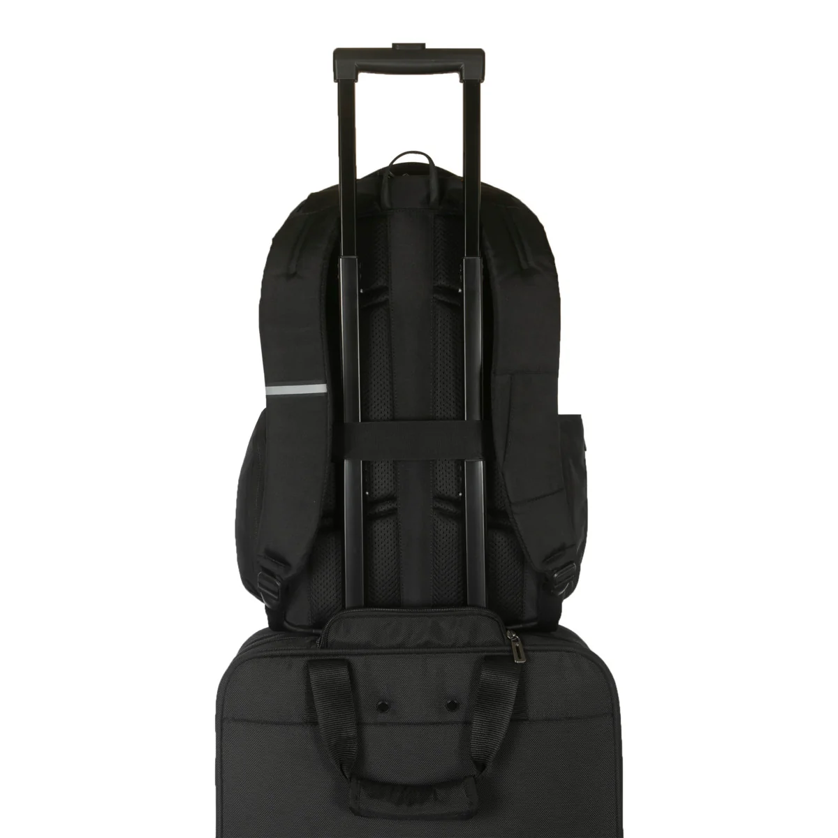 17” Voyager EXP Travel Backpack - Image 23