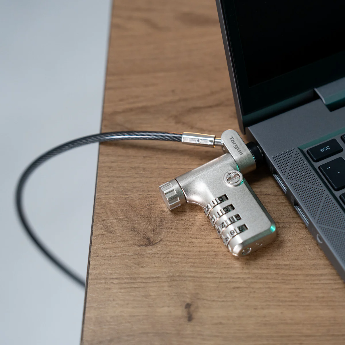 DEFCON® Ultimate Universal Hybrid Resettable & Serialized Combination Lock - Image 18